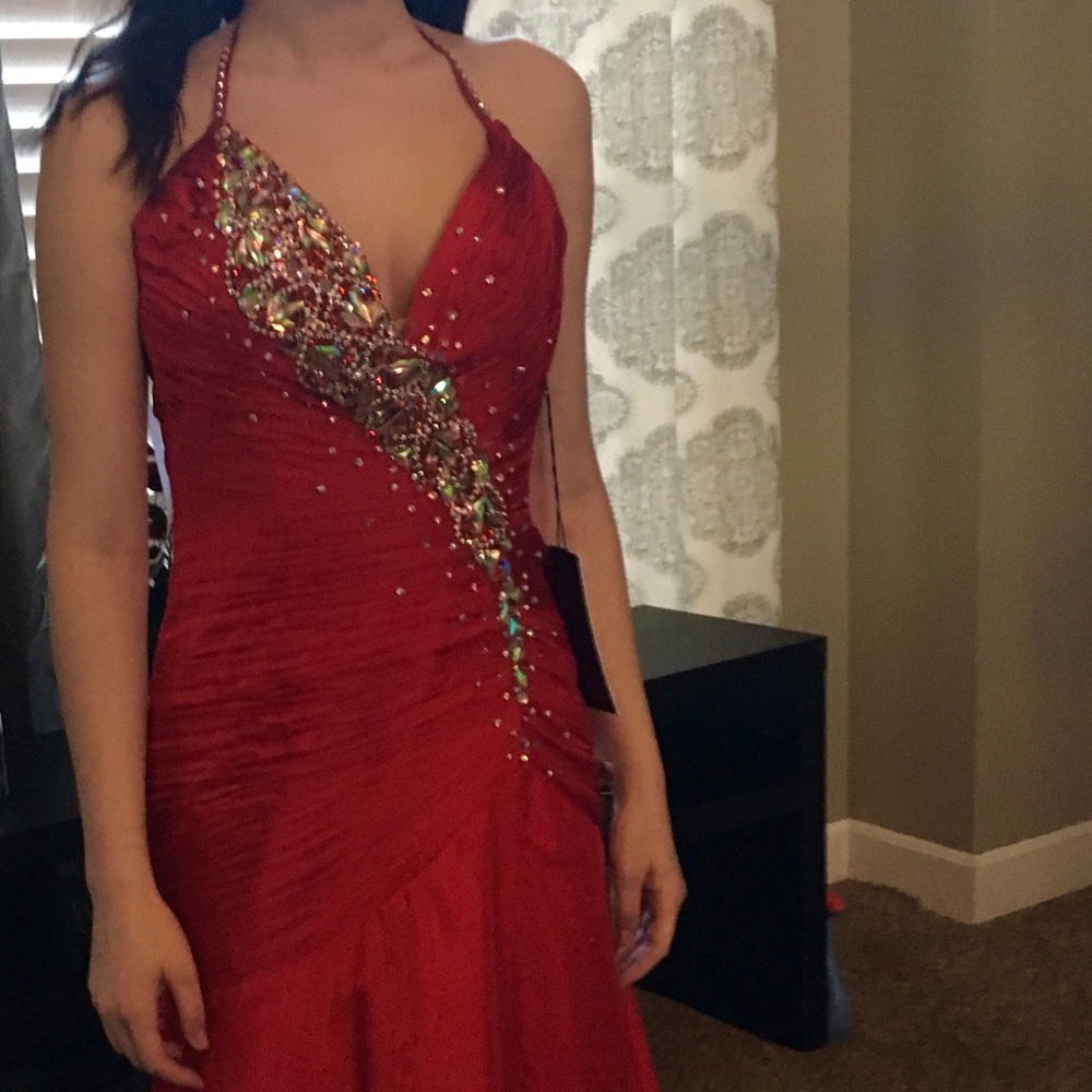 NWT. Pageant, Prom, Formal, MacDuggal gown